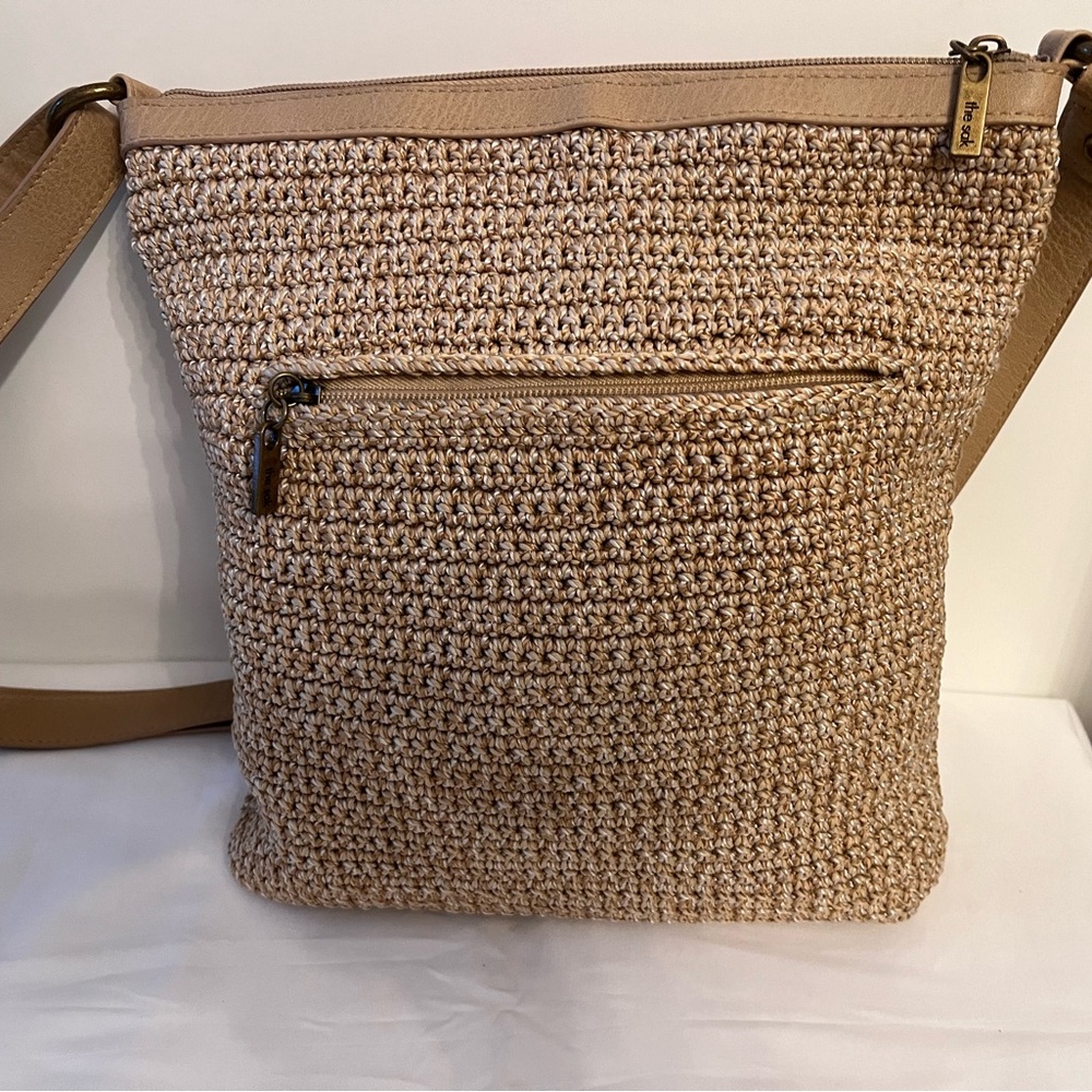 The Sak Beige Woven Shoulder Bag - Picture 5 of 11
